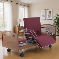 Кровать электрическая MED-MOS DB-2B с поворотным креслом в правую сторону (коричневый) - фото 75910